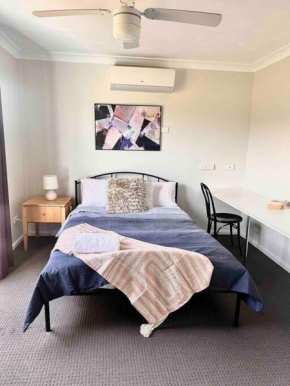 Maya Newcasle 6 bedrooms home, Jesmond